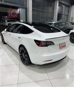 تسلا موديل 3